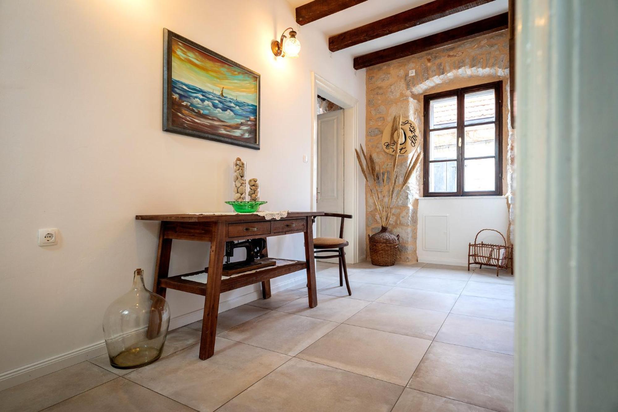 Holiday Home Skala With Hot Tub & Kala With Terrace Pitve 외부 사진