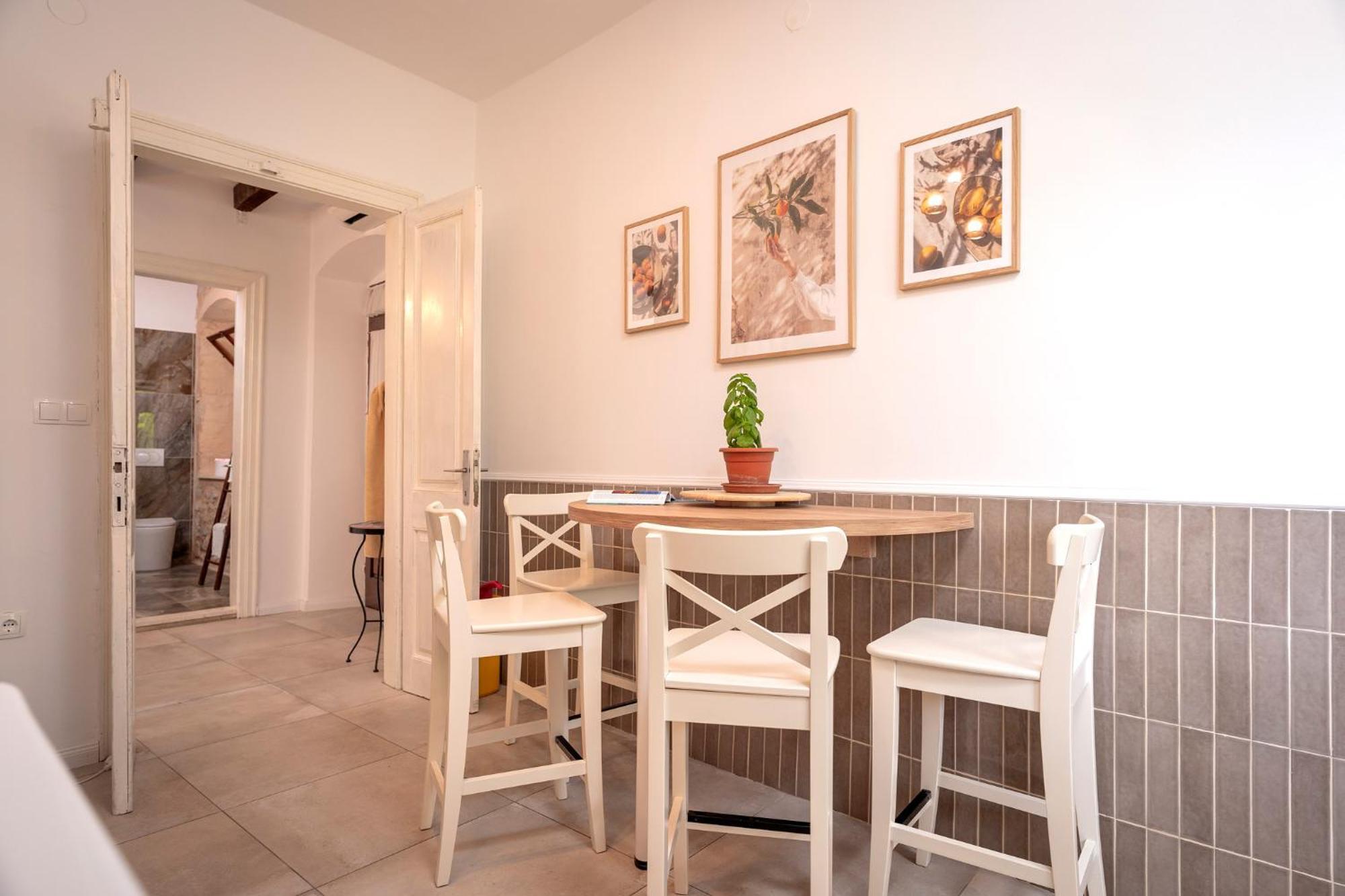 Holiday Home Skala With Hot Tub & Kala With Terrace Pitve 외부 사진