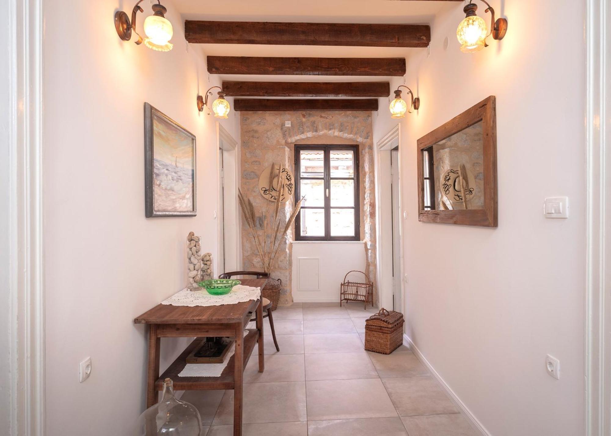 Holiday Home Skala With Hot Tub & Kala With Terrace Pitve 외부 사진