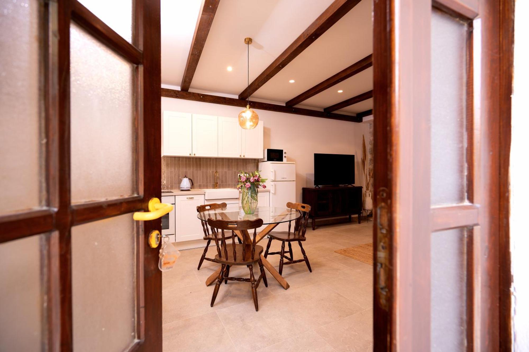 Holiday Home Skala With Hot Tub & Kala With Terrace Pitve 외부 사진